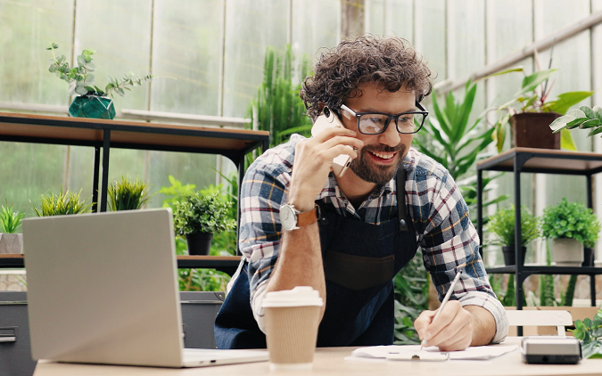 Hoy puedes tener la mejor energía, y elegir 100% renovable para tu empresa al ser cliente libre de Enel Generación, donde podrás acceder a otros beneficios. Únete a los clientes libres de Enel Generación en clientelibre@enel.com