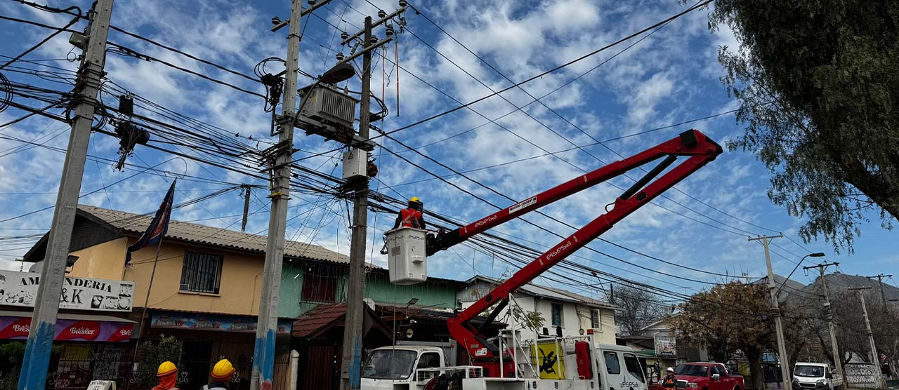 Enel Distribución refuerza equipos en terreno y canales de atención